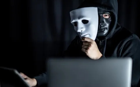 De jeunes chercheurs harcelés pour avoir écrit sur l'hydroxychloroquine