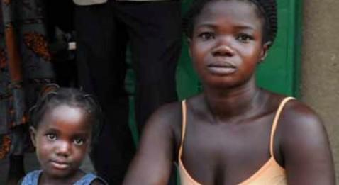 Quelle maladie isole les femmes au point de les exclure de la société ?