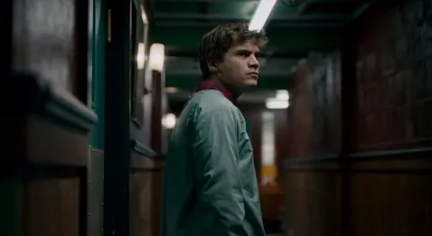 Légiste, fais-moi peur