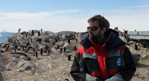 Médecin sur une île ou en mer