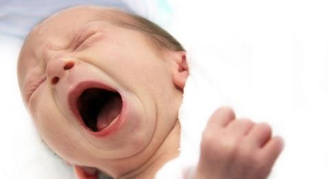 Les sages-femmes revendiquent un statut médical