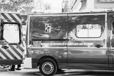 Une femme décède aux urgences d’Aix-Pertuis, après deux heures d'attente dans le camion des pompiers