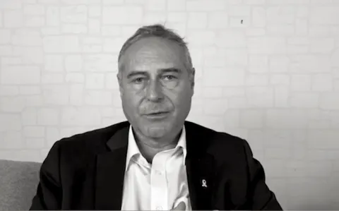 Le Cnom se saisit du cas du professeur Perronne