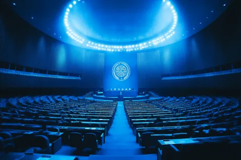 Grosse semaine en vue pour l’OMS ! Les pays membres doivent adopter le traité sur les pandémies, et s’attaquent au budget