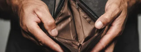 La perte de salaire d’un hospitalier s’estime à 17 465,71 euros par an sans compter les gardes et astreintes