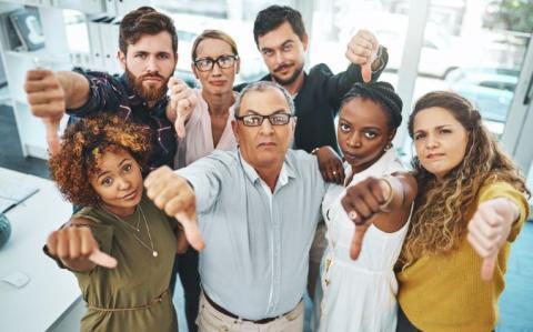 Levée de boucliers des professionnels de santé et des patients face au projet de la carte Vitale biométrique 