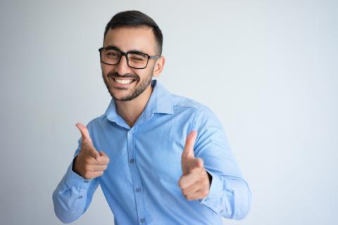 Première visite officielle chez Doctolib d’un Cédric O calme