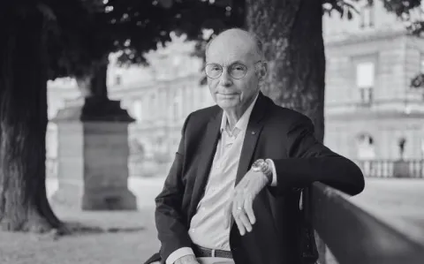 Boris Cyrulnik : «J’ai été frappé par le désespoir des jeunes médecins, dû, je crois, à la dictature administrative»