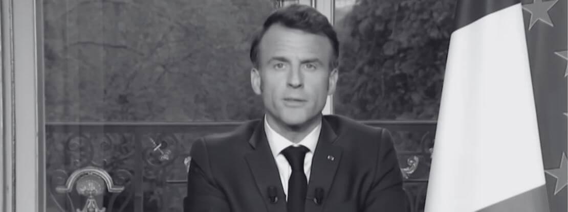 « D'ici la fin de l'année prochaine, nous devrons avoir désengorgé tous nos services d'urgence » promet Emmanuel Macron 