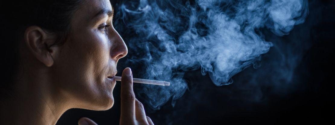 Le tabagisme remonte en 2021, avec une prévalence de 25,3 % 