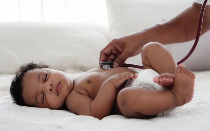 États-Unis : les bébés noirs soignés par des médecins noirs ont plus de chances de survivre 