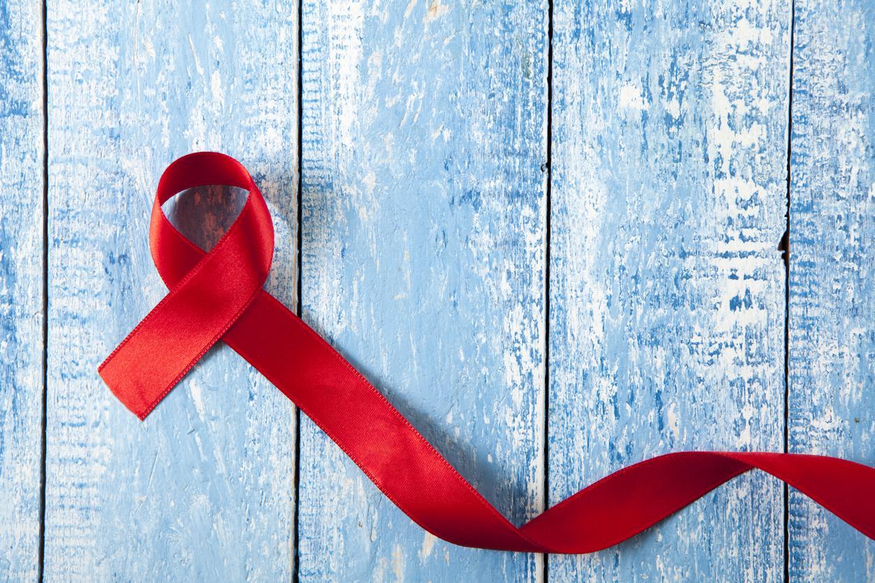 VIH : le nombre de dépistages et nouveaux diagnostics en baisse en France en 2020