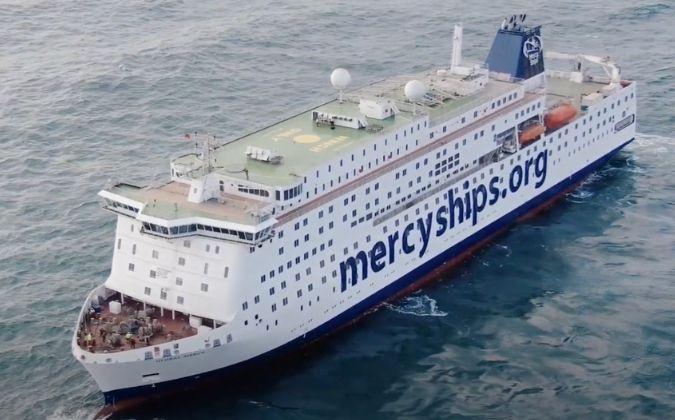 Visite du Global Mercy, le plus grand navire-hôpital civil du monde