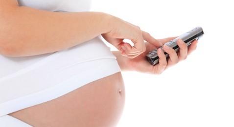 Faire baisser la mortalité maternelle avec des SMS