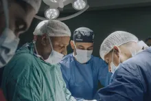 american doctor documentaire (1).png